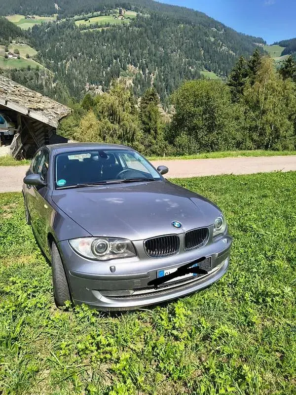 Usata BMW 118 143 CV (105 kW) 2009 Utilitaria