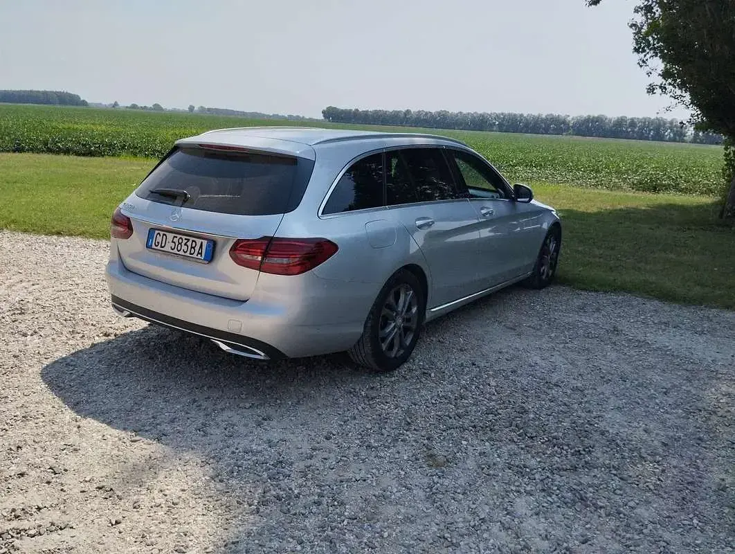 Usata Mercedes C220 194 CV (142 kW) 2020 Station wagon