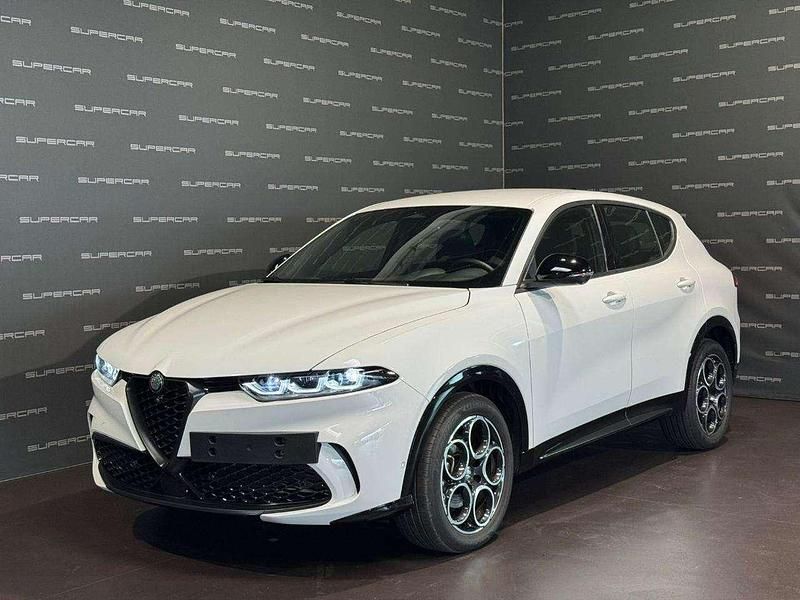 Bianco Usata 2024 Alfa Romeo Tonale Sprint SUV | 27.500 € (Buon prezzo) - Immagine 1/4