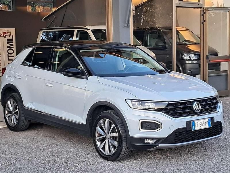 Usata VW T-Roc Advance 116 CV (85 kW) 2018 Grigio SUV