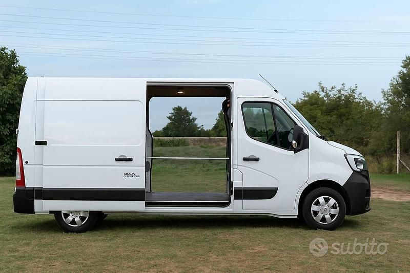 Usata Renault Master 180 CV (132 kW) 2023 Bianco Furgone