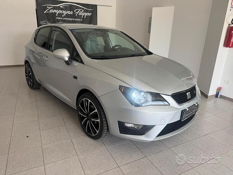 Usata Seat Ibiza FR 105 CV (77 kW) 2014 Grigio Berlina
