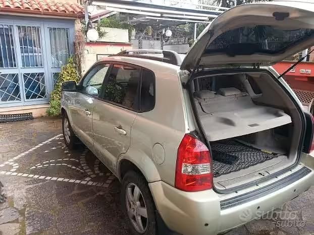 Usata Hyundai Tucson 113 CV (83 kW) 2006 SUV