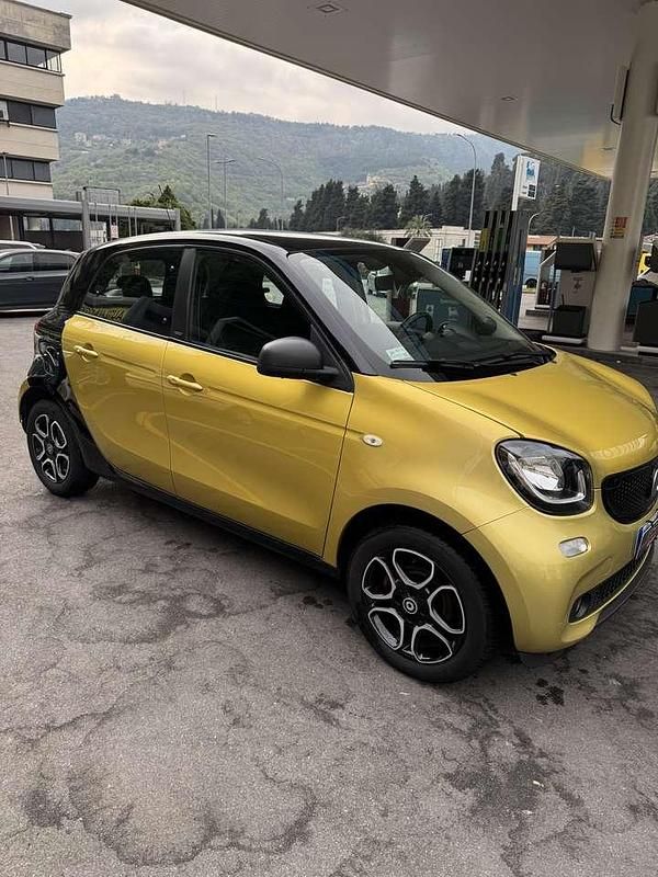 Usata Smart ForFour Passion 71 CV (52 kW) 2017 Other Utilitaria