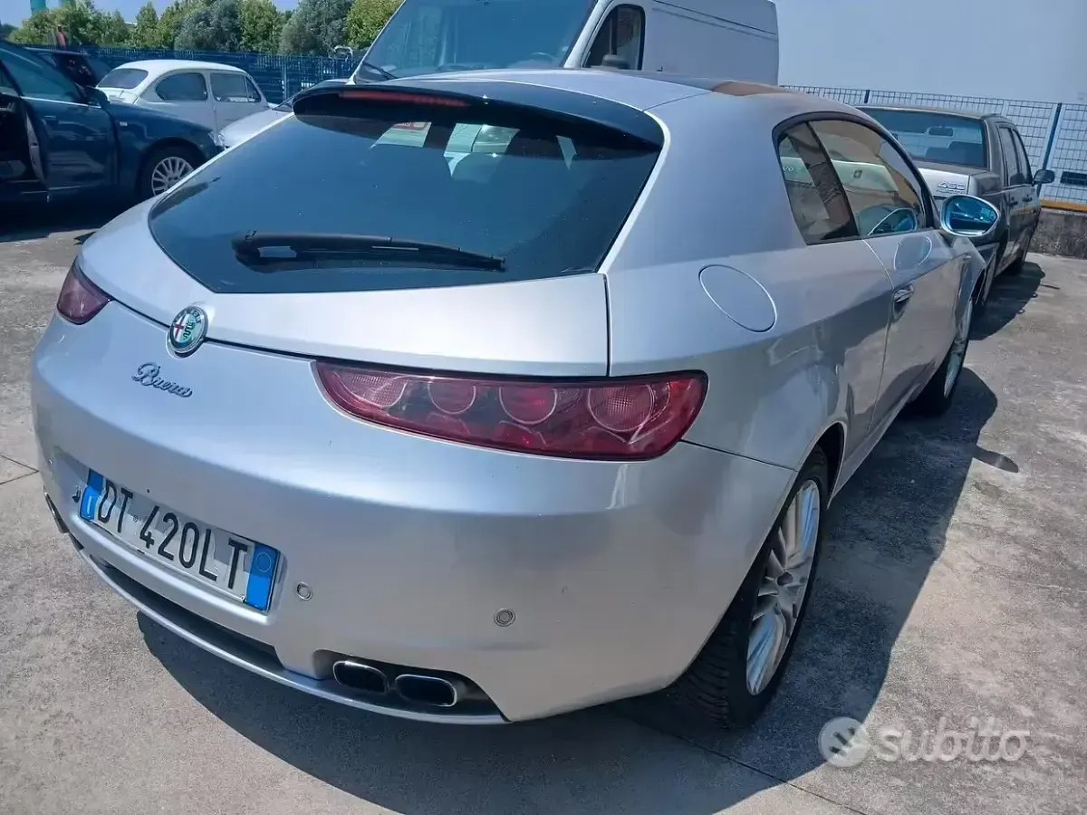 Usata Alfa Romeo Brera 185 CV (136 kW) 2008 Grigio Coupé