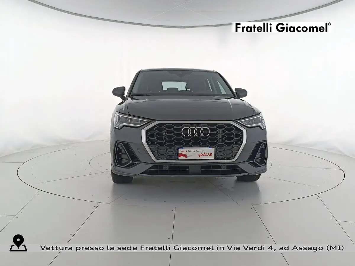 Usata Audi Q3 Sportback Business Plus 245 CV (180 kW) 2023 Grigio atomico metallizzato SUV