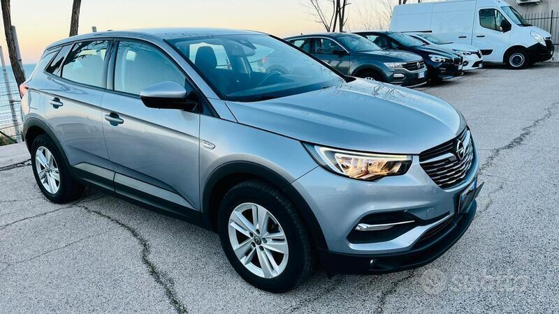 Venduto Opel Grandland X 1.6 diesel 1. - auto usate in vendita