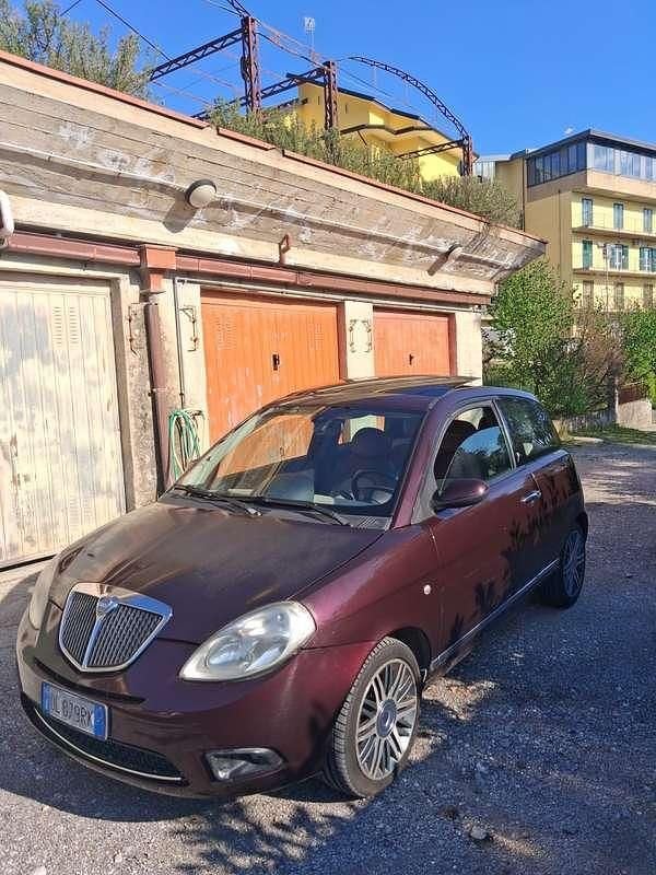 Usata Lancia Ypsilon 69 CV (50 kW) 2006 Utilitaria