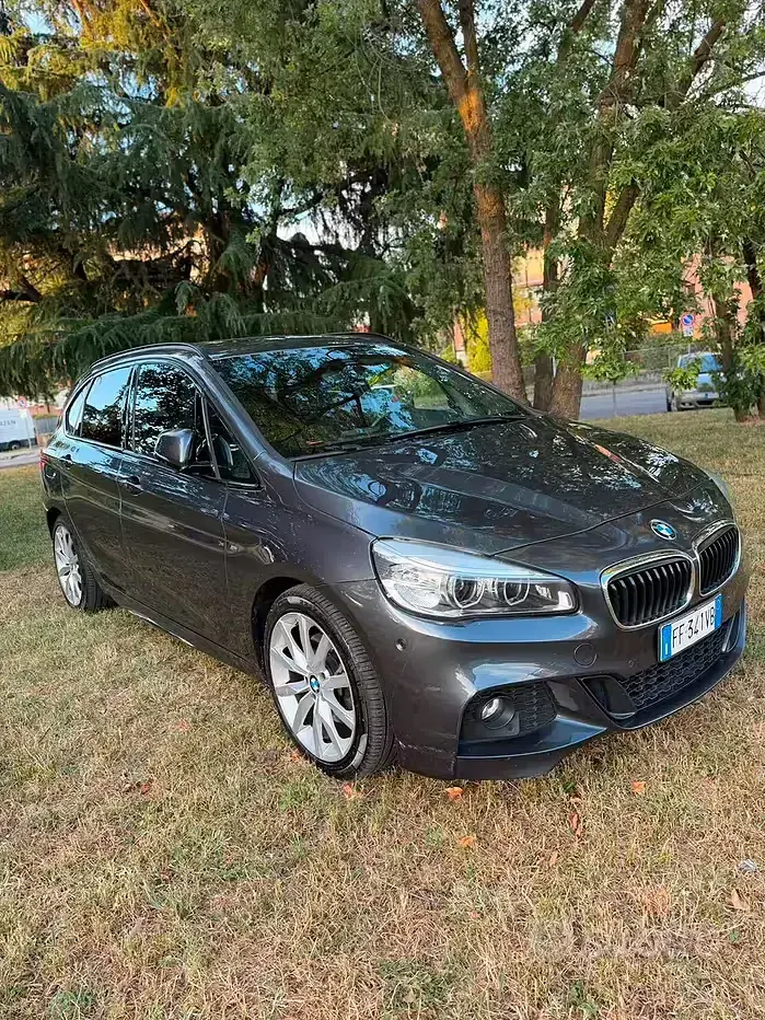Usata BMW 220 Luxury Line 190 CV (139 kW) 2016 Grigio Monovolume