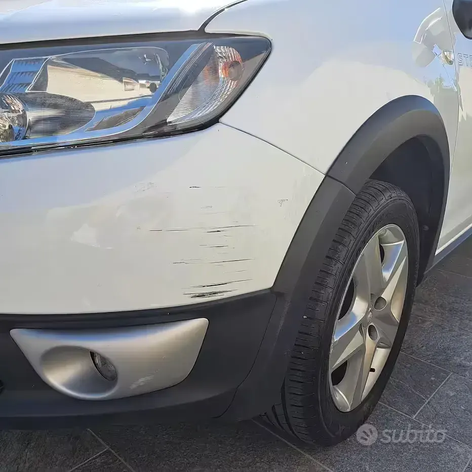 Usata Dacia Sandero Stepway 90 CV (66 kW) 2016 Bianco SUV