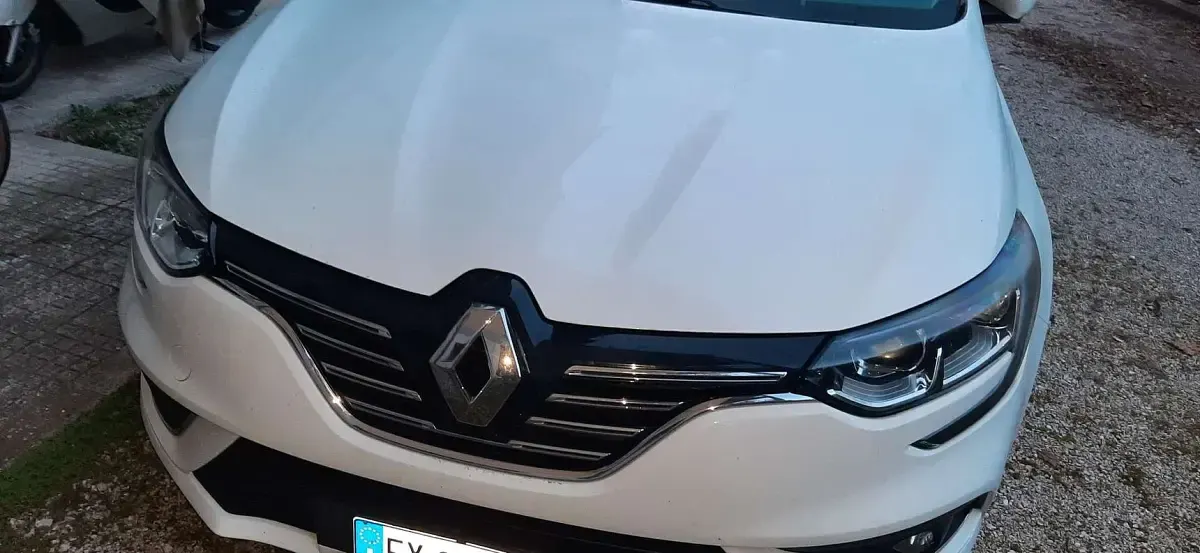 Usata Renault Mégane 140 CV (102 kW) 2019 Bianco Berlina