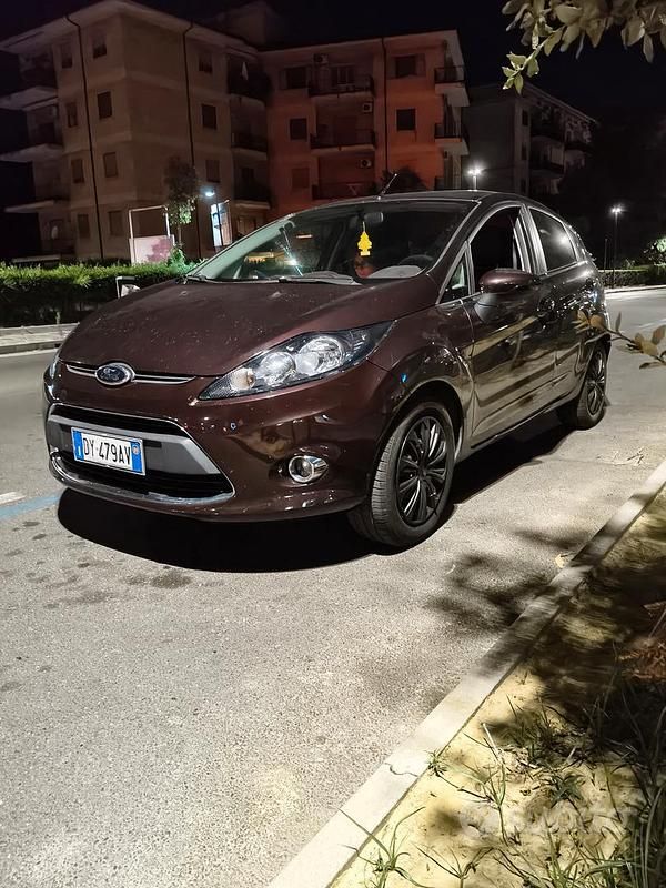 Usata Ford Fiesta 68 CV (50 kW) 2009 Utilitaria
