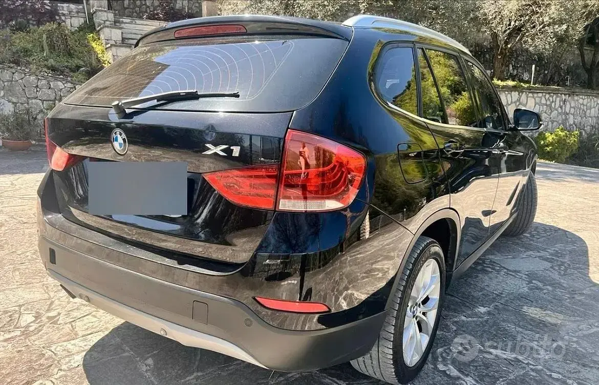 Usata BMW X1 143 CV (105 kW) 2013 Nero SUV