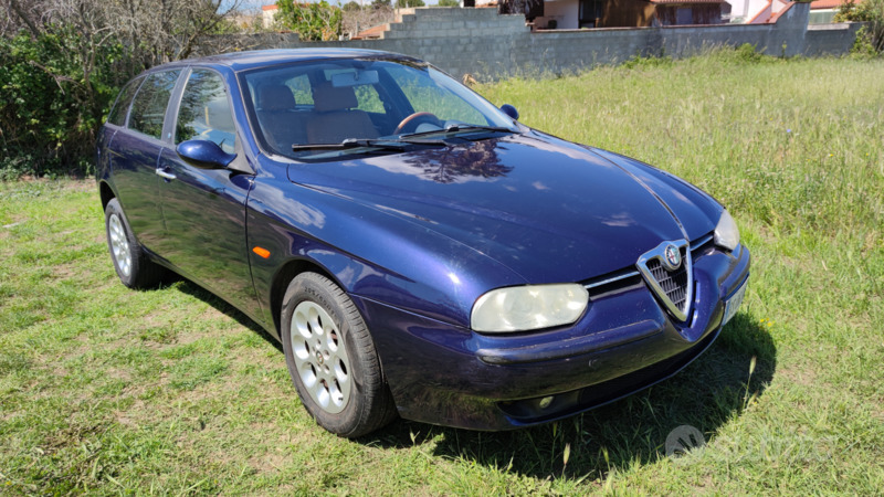 Usato 2001 Alfa Romeo 156 2.4 Diesel 140 CV (1.500 €)