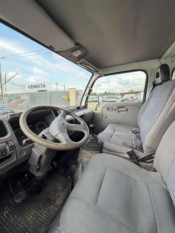 Usata Nissan Cabstar 125 CV (91 kW) 2006 Bianco Pick-up