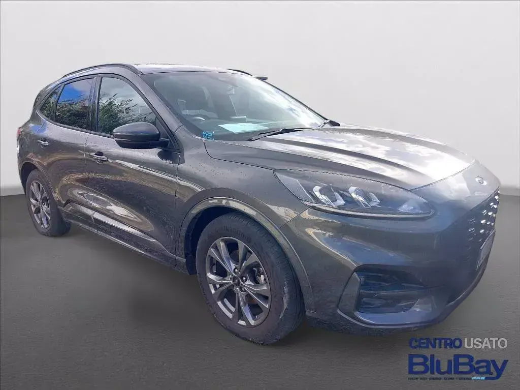 Usata Ford Kuga ST-Line 150 CV (110 kW) 2023 Magnetic grey SUV