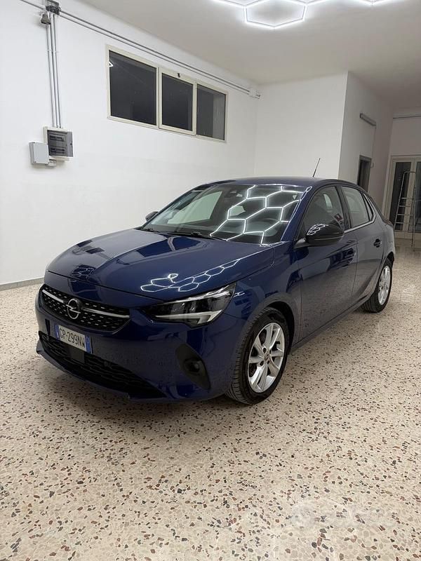 Usata Opel Corsa Elegance 100 CV (73 kW) 2021 Blu Utilitaria
