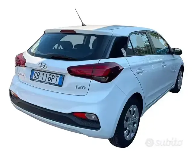 Usata Hyundai i20 Active 75 CV (55 kW) 2018 Bianco Berlina