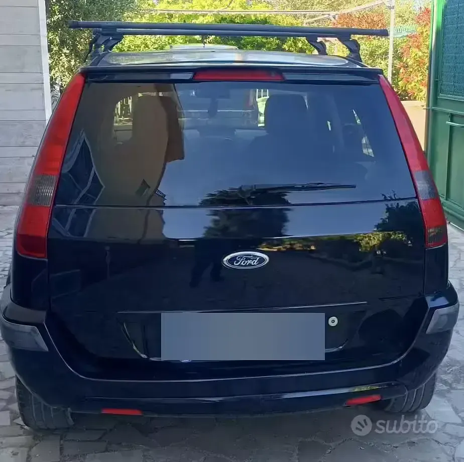 Usata Ford Fusion 68 CV (50 kW) 2003 Nero Utilitaria