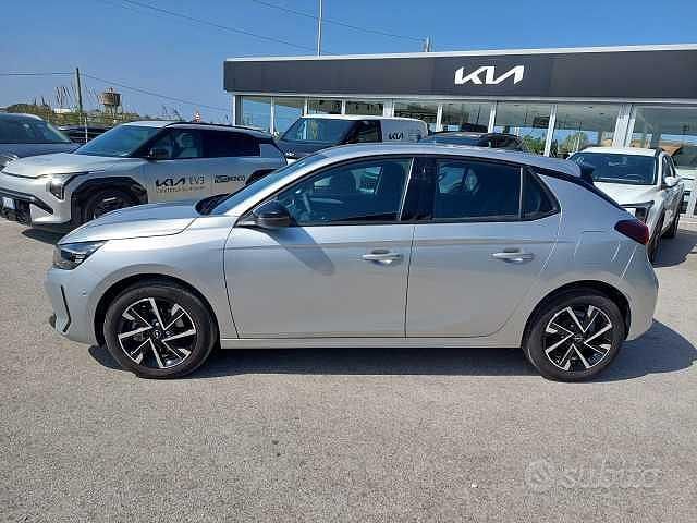 Usata Opel Corsa 101 CV (74 kW) 2023 Marrone Utilitaria