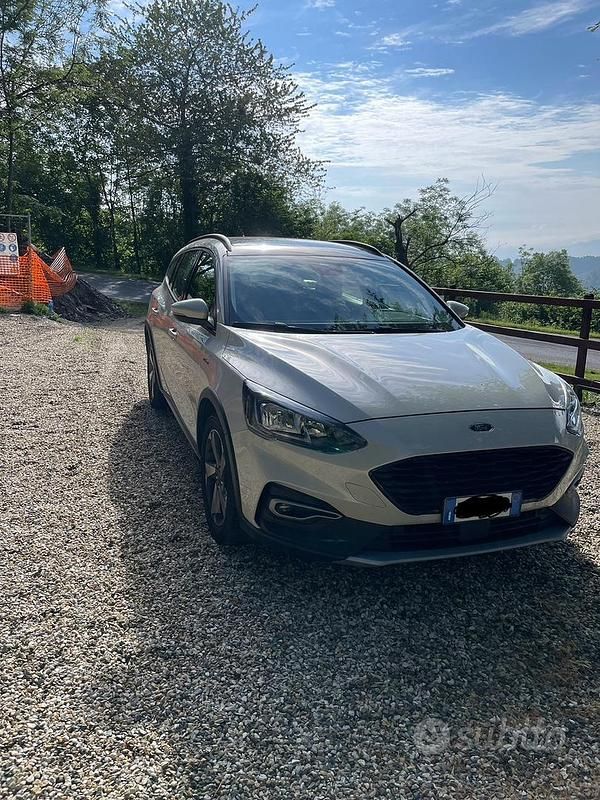 Usata Ford Focus Active 115 CV (84 kW) 2019 Bianco Station wagon