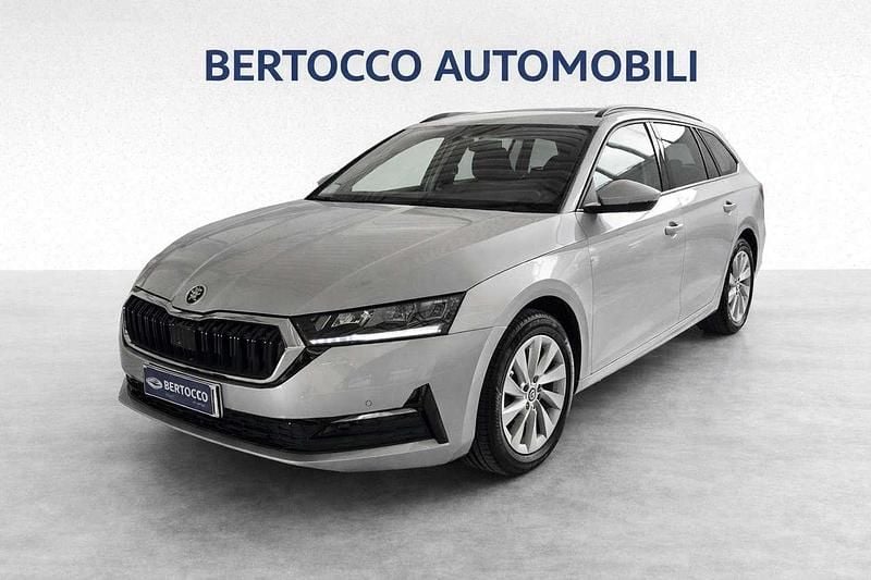 Usata Skoda Octavia 150 CV (110 kW) 2025 Argento Station wagon
