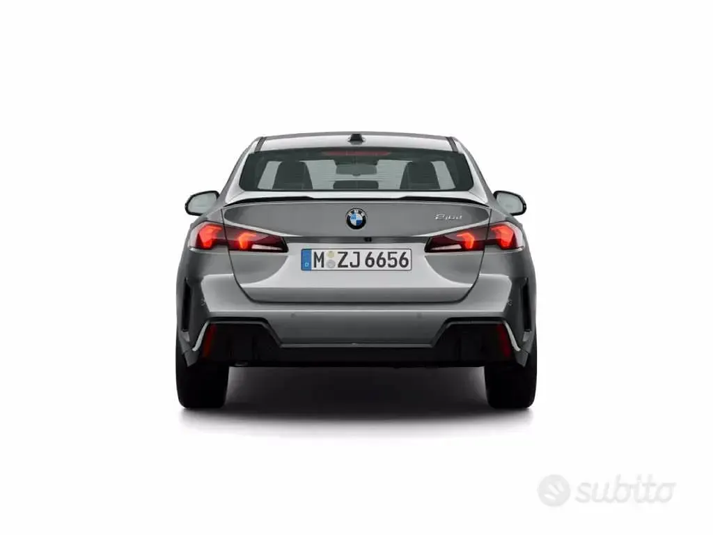 Nuova BMW 218 M Sport 150 CV (110 kW) 2026 Skyscraper grey Coupé