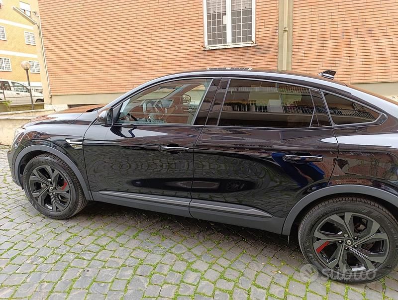Usata Renault Arkana RS Line 145 CV (106 kW) 2022 Nero SUV