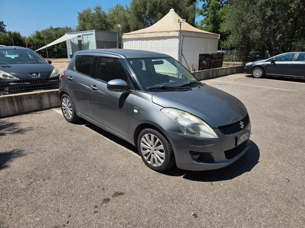 Usata Suzuki Swift 75 CV (55 kW) 2011 Grigio Utilitaria