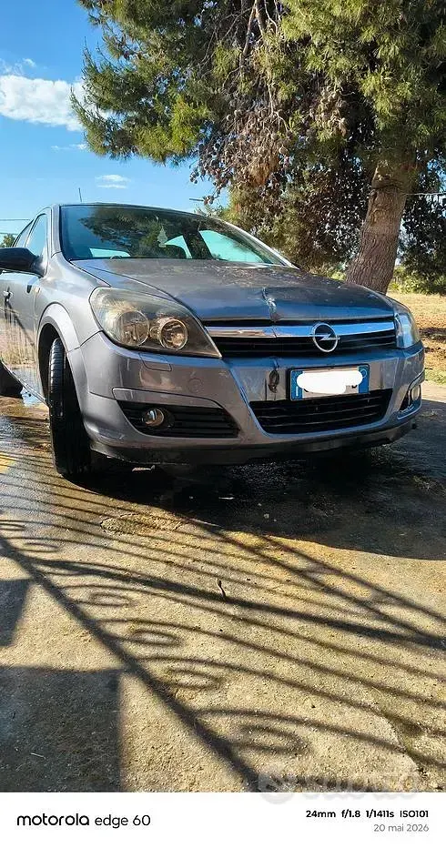 Usata Opel Astra 101 CV (74 kW) 2005 Grigio Utilitaria