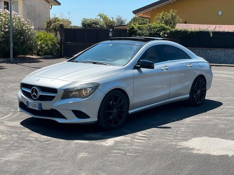 Usata Mercedes CLA220 177 CV (130 kW) 2014 Grigio Berlina