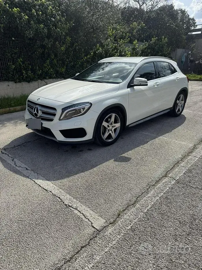 Occasion Mercedes GLA200 Premium 136 ch (100 kW) 2014 Blanc SUV