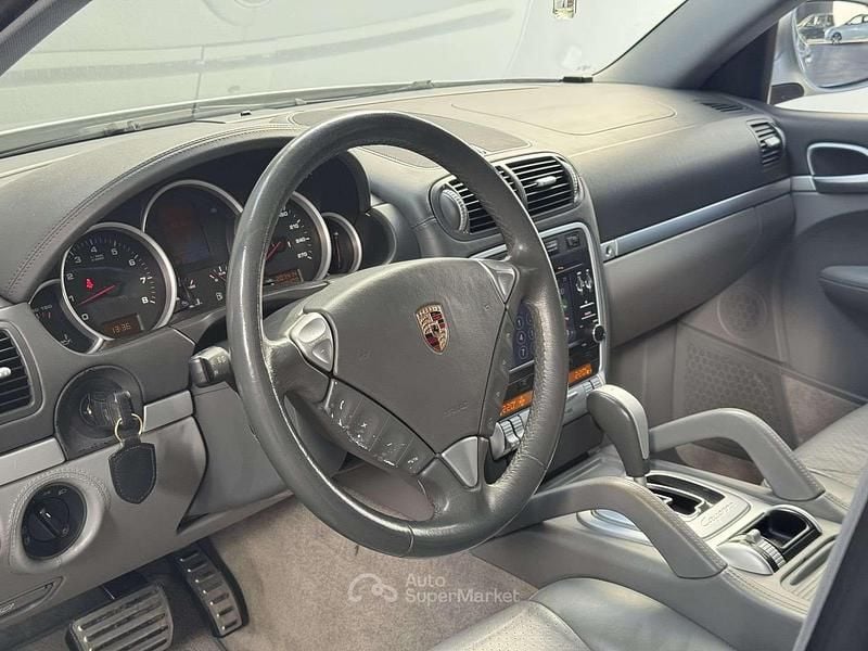 Usata Porsche Cayenne 340 CV (250 kW) 2002 Grigio SUV
