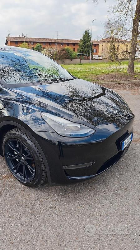 Gebraucht Tesla Model Y Long Range AWD 378 kW (514 PS) 2022 Schwarz SUV