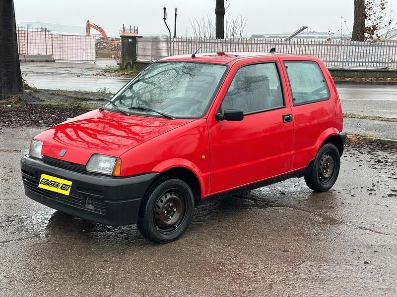 Usata Fiat Cinquecento 39 CV (28 kW) 1997 Rosso Utilitaria