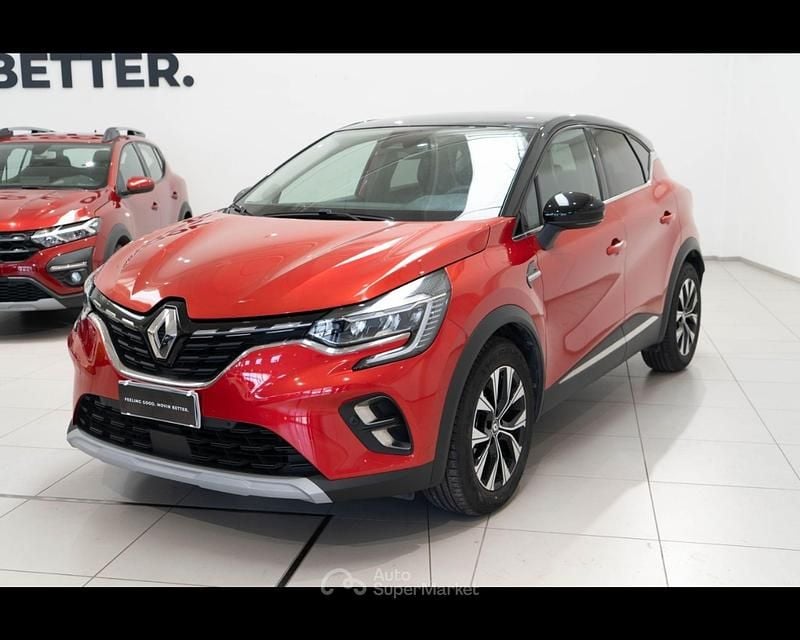 Usata Renault Captur Techno 94 CV (69 kW) 2023 Rosso SUV