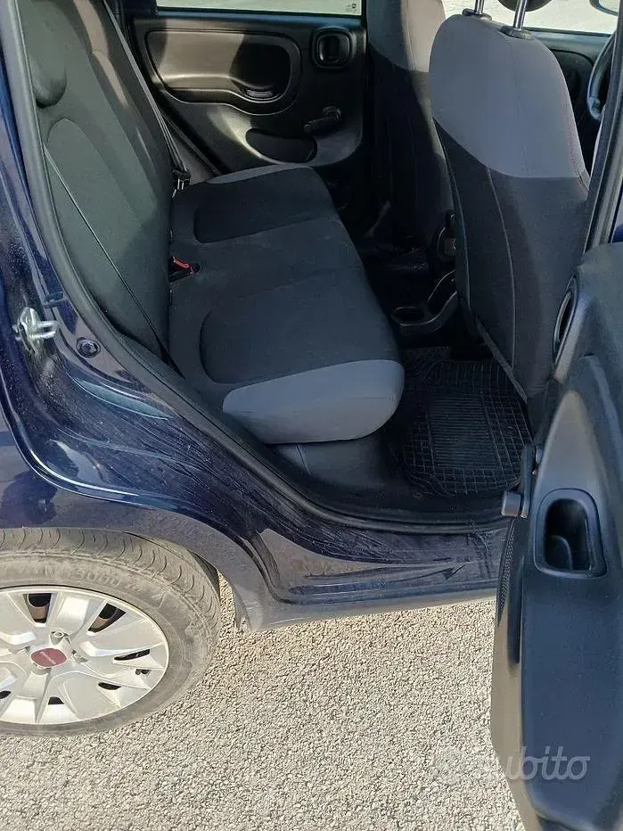 Usata Fiat Panda 69 CV (50 kW) 2017 Blu Utilitaria