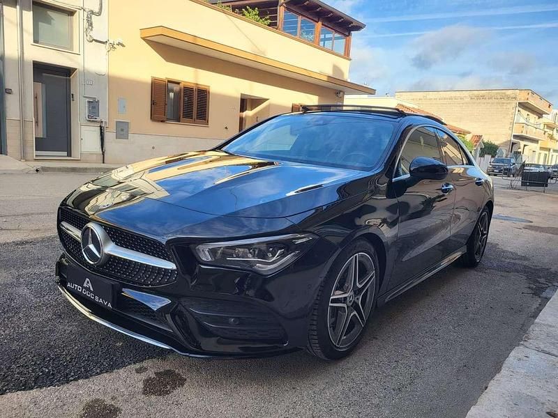 Usata Mercedes CLA200 Premium 150 CV (110 kW) 2023 Nero Berlina