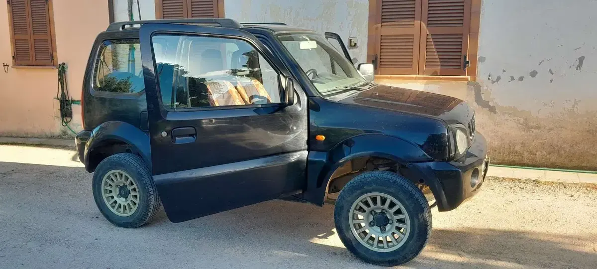 Usata Suzuki Jimny 82 CV (60 kW) 2001 SUV
