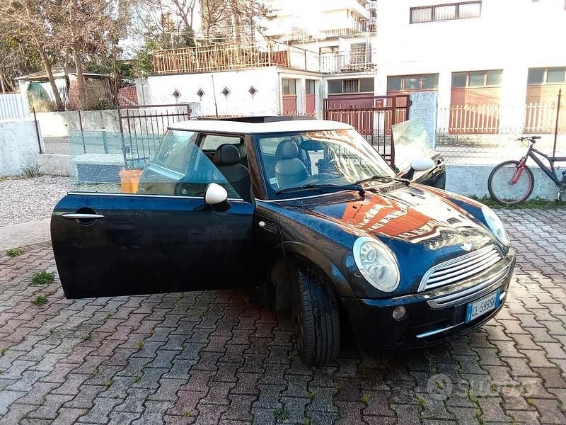 Usata Mini Cooper 115 CV (84 kW) 2004 Utilitaria