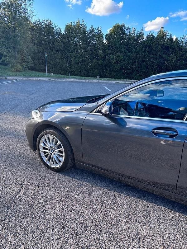 Usata BMW 118 150 CV (110 kW) 2020 Grigio Utilitaria