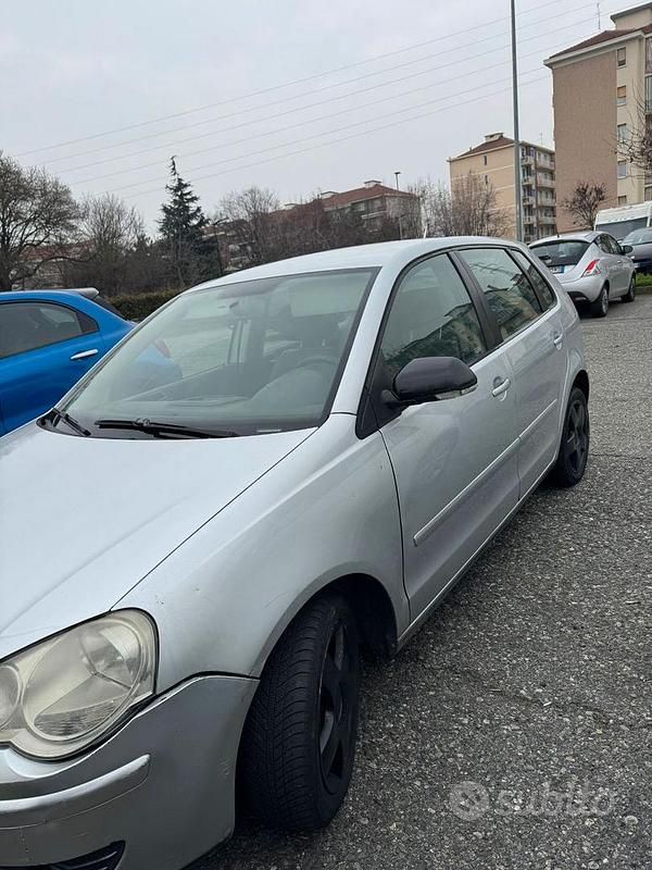 Usata VW Polo 69 CV (50 kW) 2007 Grigio Utilitaria