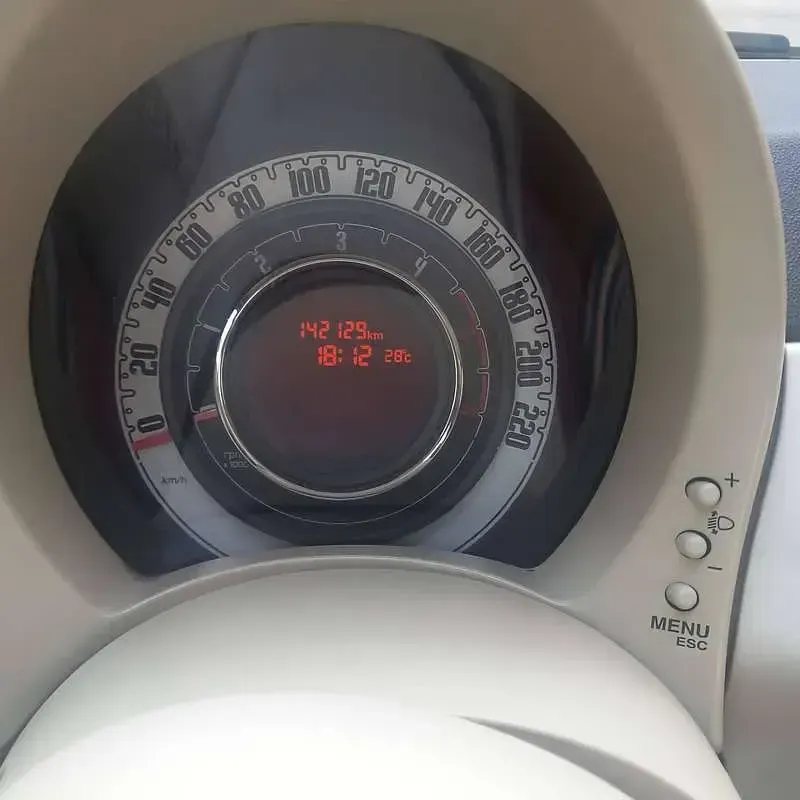 Usata Fiat 500 Lounge 95 CV (69 kW) 2012 Bianco Utilitaria