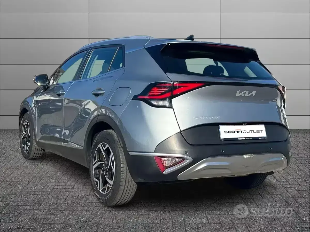 Usata Kia Sportage 136 CV (100 kW) 2022 Grigio SUV