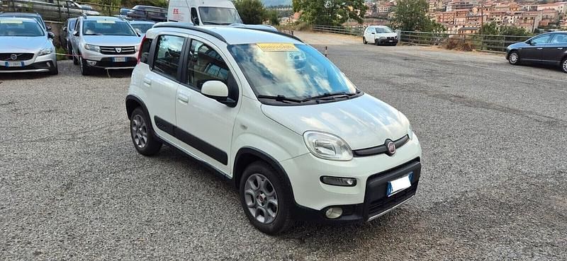 Usata Fiat Panda 4x4 75 CV (55 kW) 2014 Bianco Utilitaria