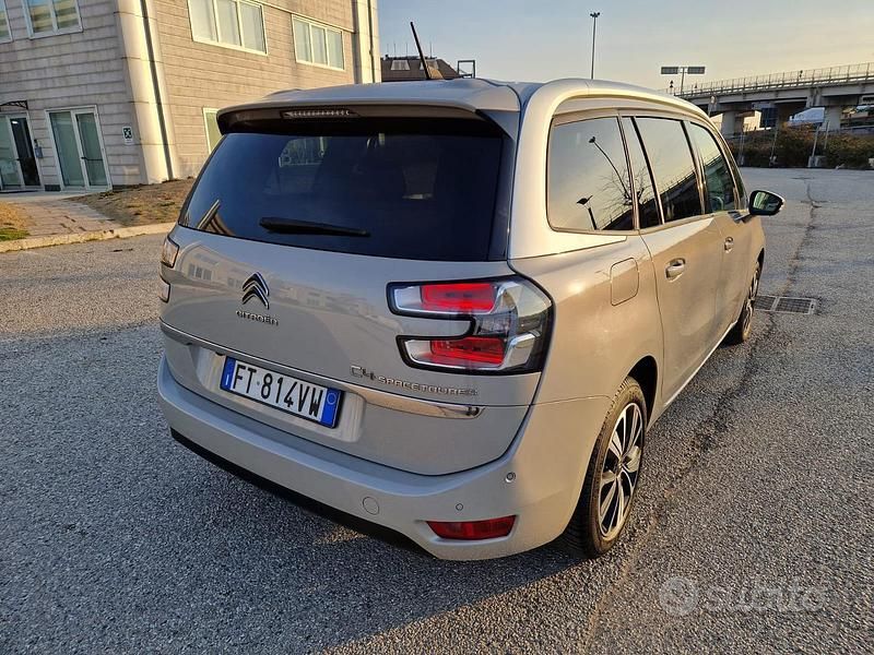 Usata Citroën C4 131 CV (96 kW) 2019 Marrone Berlina