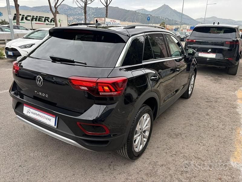 Usata VW T-Roc 149 CV (109 kW) 2025 Nero SUV