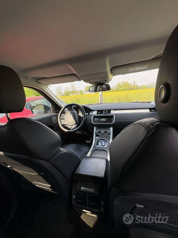 Usata Land Rover Range Rover evoque 150 CV (110 kW) 2019 Grigio SUV