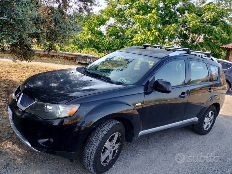 Nero Usata 2007 Mitsubishi Outlander SUV | 5100 € (Cara) - Immagine 1/4
