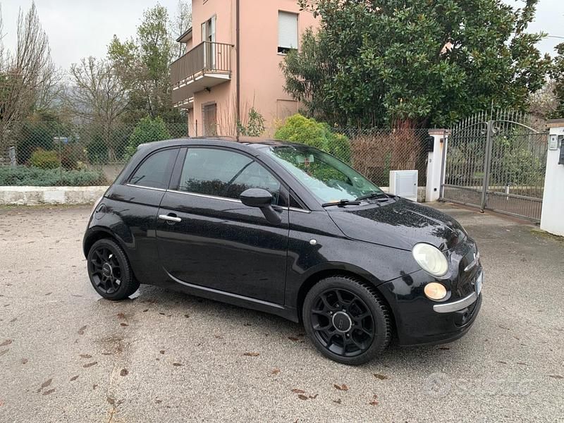 Nero Usata 2009 Fiat 500 Sport Tre volumi | 5000 € (Buon prezzo) - Immagine 1/4
